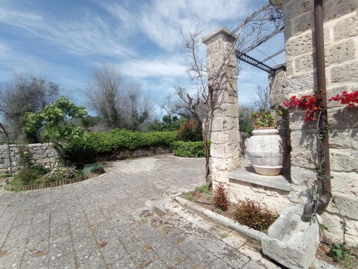 Casa Ulmi Con Piscina Panzió Uggiano la Chiesa Kültér fotó