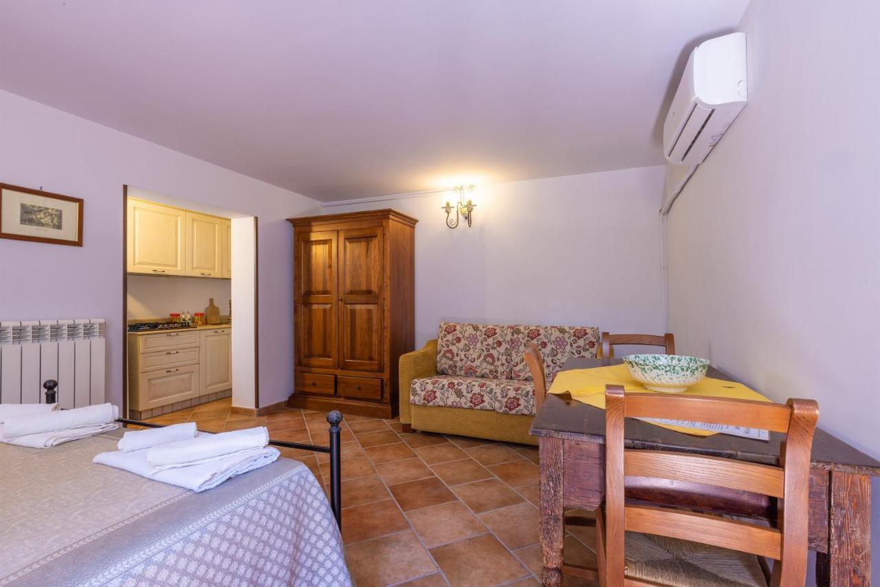 Casa Ulmi Con Piscina Panzió Uggiano la Chiesa Kültér fotó