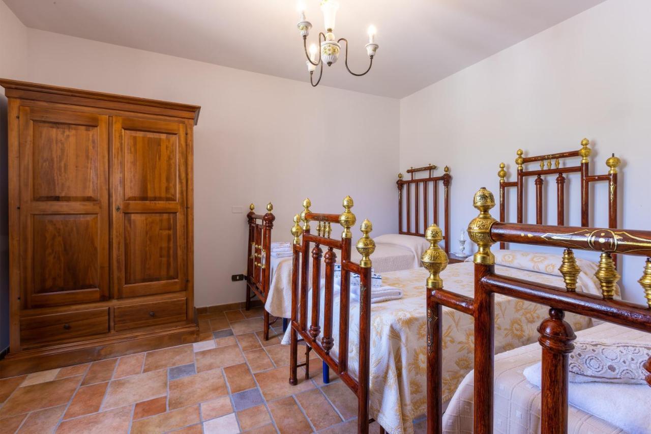 Casa Ulmi Con Piscina Panzió Uggiano la Chiesa Kültér fotó